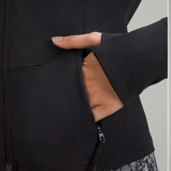 Lululemon Jacket - Picture 4 of 8